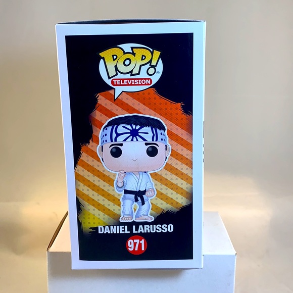 Funko Pop Cobra Kai “Daniel Larusso” - Picture 4 of 6